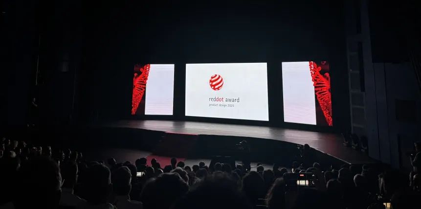 2025德国红点设计大奖_itcHUB智慧会议平板 红点设计大奖 荣获红点产品设计大奖